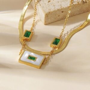 Emerald Bracelet – Luxury Stainless Steel Design